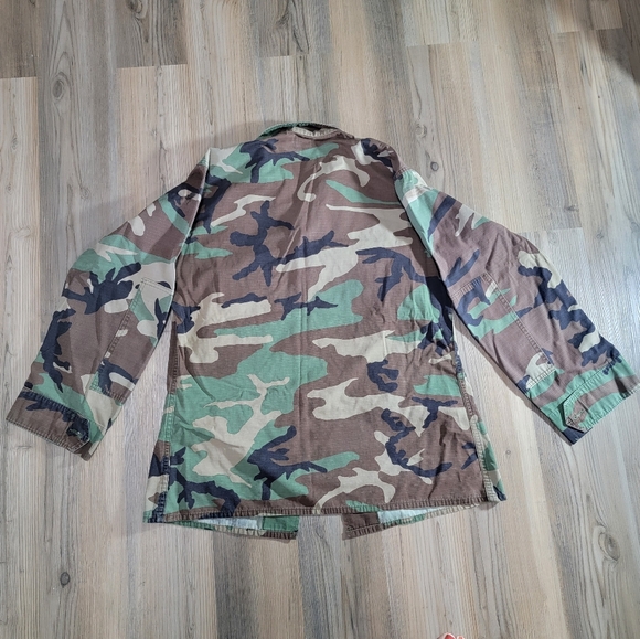 US Army Issued Shirt Jacket Woodland Camo Combat Pattern Med-Reg 37" 41" Chest - Picture 4 of 6
